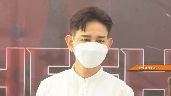 เอ ไชยา – อั้ม อธิชาติ ปลื้ม เข้ารับปริญญาดุษฎีบัณฑิตกิตติมศักดิ์  (มีคลิป) 