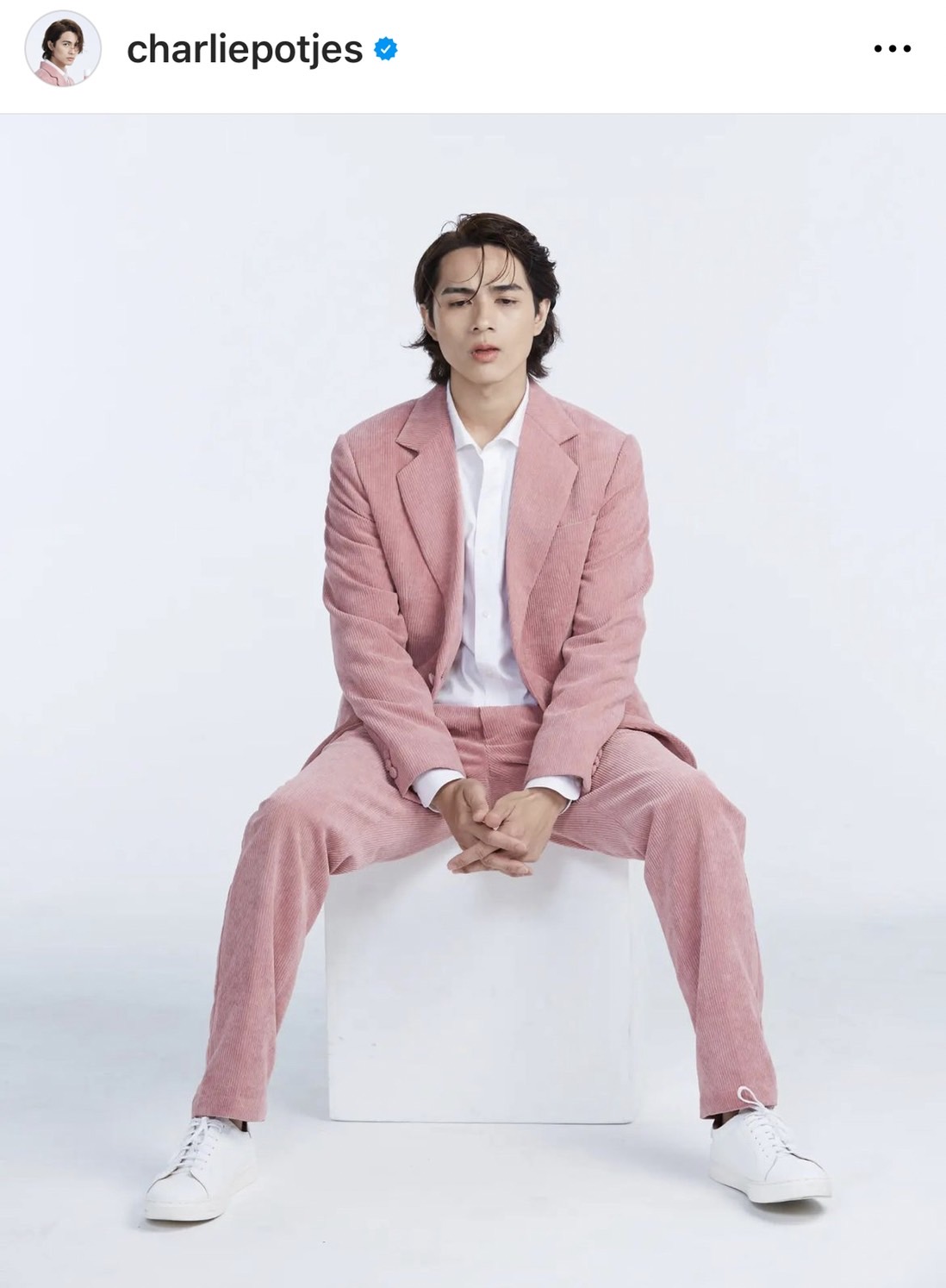 แน็ก ชาลี ลุคหล่อละมุน ทำแฟนคลับทักสุดฮา ตัวปลอมแน่ๆ 
