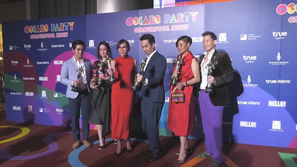 สีสันพรมแดงงาน Oscars Party Colourfool Night (มีคลิป) สีสันพรมแดงงาน Oscars Party Colourfool Night (มีคลิป)