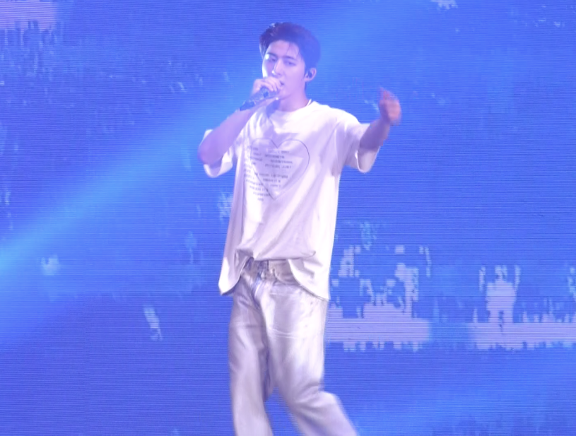 สุดเซอร์ไพรส์!! 'ยอร์ช ยงศิลป์' รัวแร็ปรัวแดนซ์กลางคอนเสิร์ต 'B.I' ในไทย