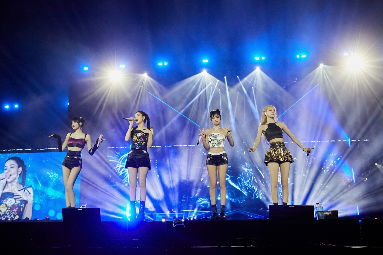 กระทบศึกฟุตบอล U17 หลังราชมังฯ จัดคอนเสิร์ต BLACKPINK  