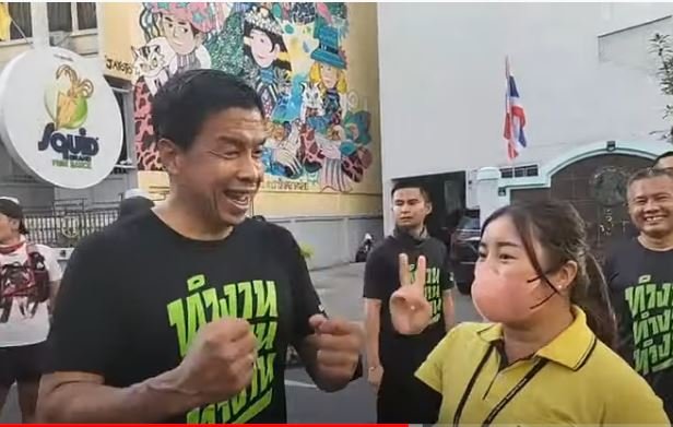 ‘ชัชชาติ’ พบนักท่องเที่ยวในกทม.เพิ่มขึ้น ย้ำคนกรุงอย่าประมาทใส่แมสก์ ‘ชัชชาติ’ พบนักท่องเที่ยวในกทม.เพิ่มขึ้น ย้ำคนกรุงอย่าประมาทใส่แมสก์