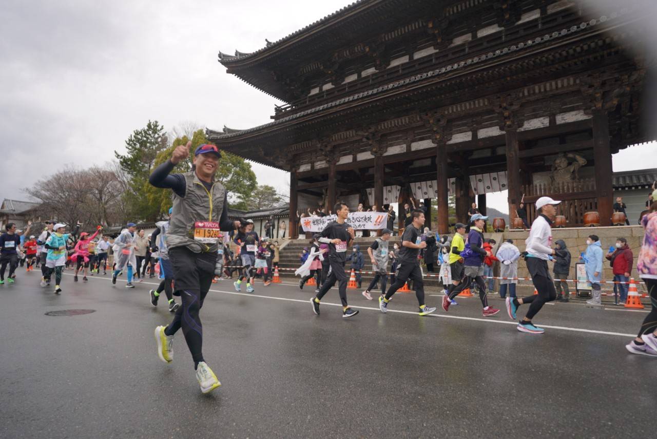 Kyoto Marathon 2023 ปิดฉากอย่างสวยงาม คนดังจากไทยเข้าเส้นชัยครบ!                         