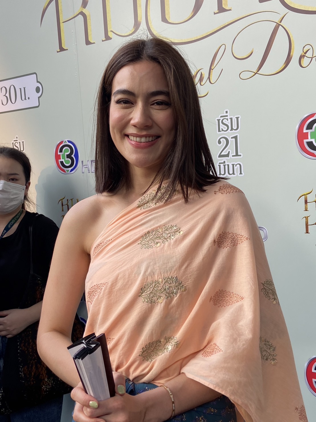 คิมเบอร์ลี่ รับ หมาก สายเปย์เรื่องงานแต่งจ่ายเองทั้งหมด คิมเบอร์ลี่ รับ หมาก สายเปย์เรื่องงานแต่งจ่ายเองทั้งหมด