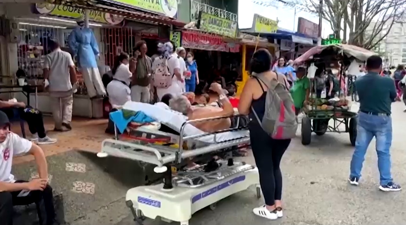 แผ่นดินไหวเขย่าโคลอมเบีย เสียชีวิต 1 ราย อพยพผู้ป่วยออกจากโรงพยาบาลวุ่น!