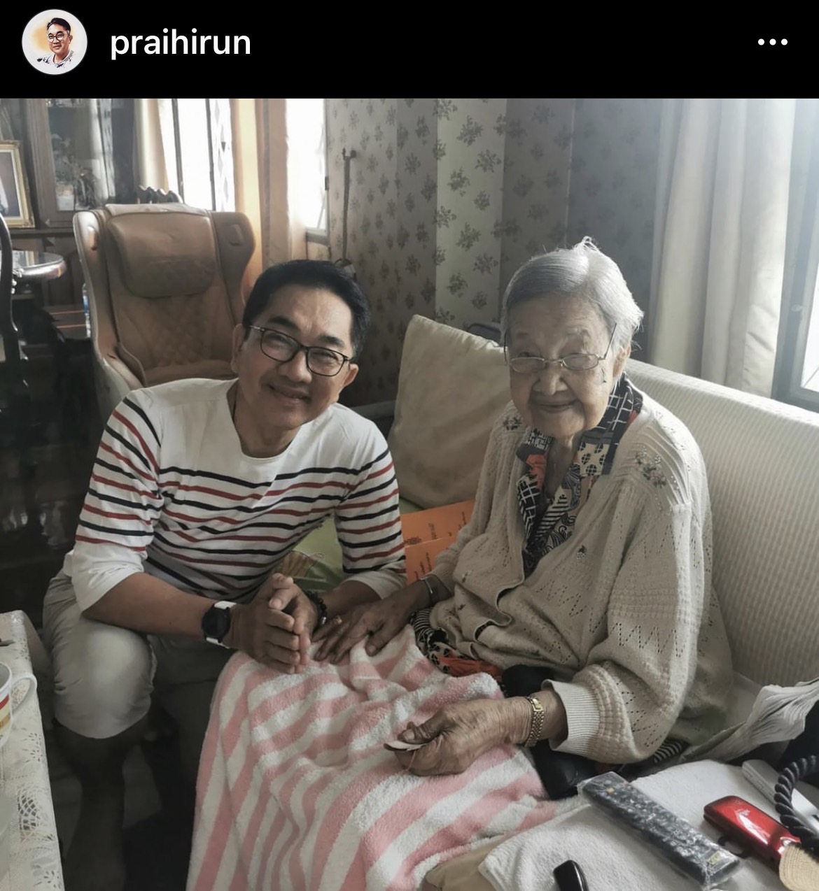 เปี๊ยก สมมาตร สุดอาลัย โควิดพรากชีวิตคุณแม่ เปี๊ยก สมมาตร สุดอาลัย โควิดพรากชีวิตคุณแม่