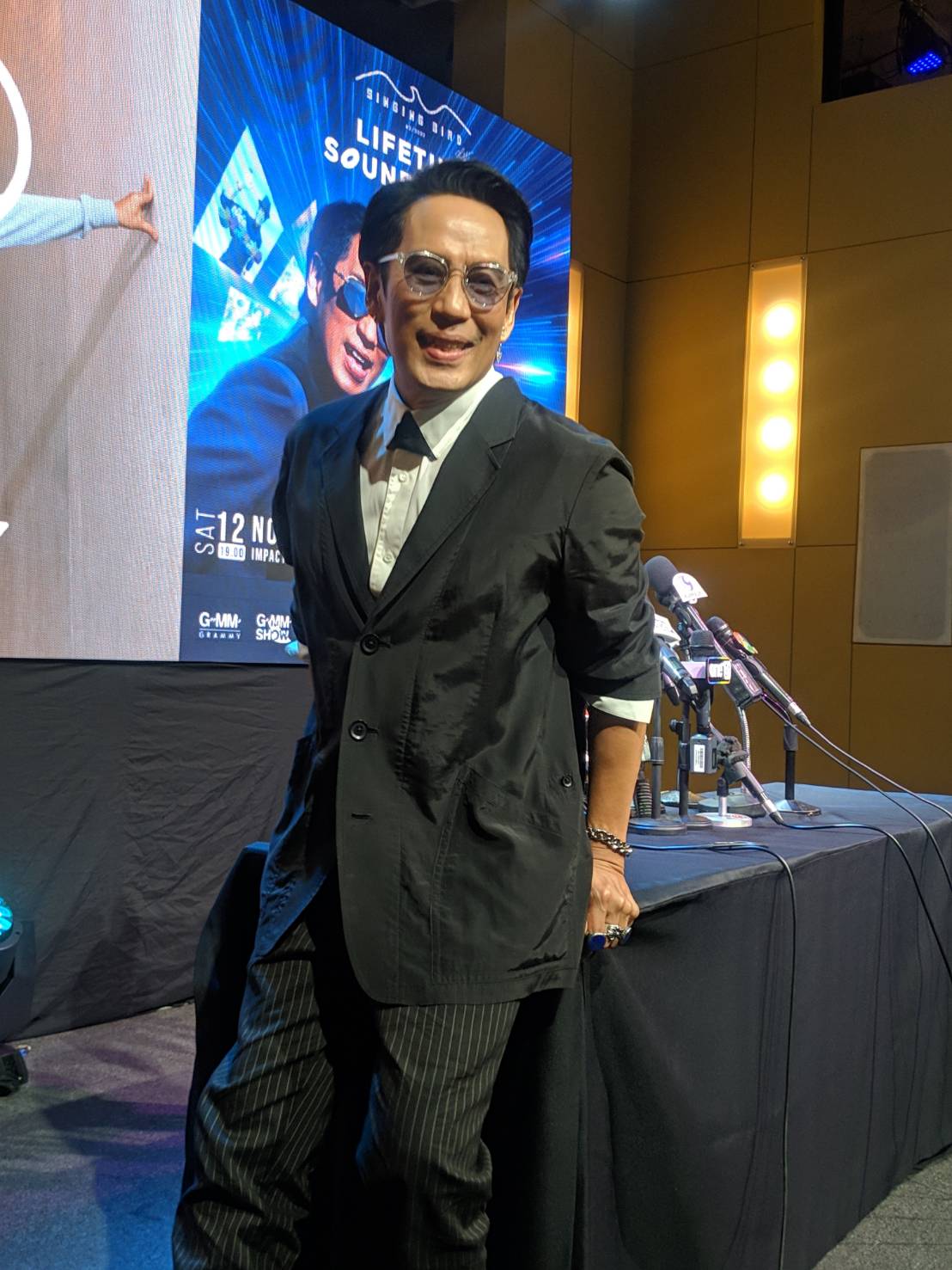 เบิร์ด ธงไชย พร้อมจัดเต็มความสุข คอนเสิร์ตใหญ่ในรอบ 3 ปี เบิร์ด ธงไชย พร้อมจัดเต็มความสุข คอนเสิร์ตใหญ่ในรอบ 3 ปี