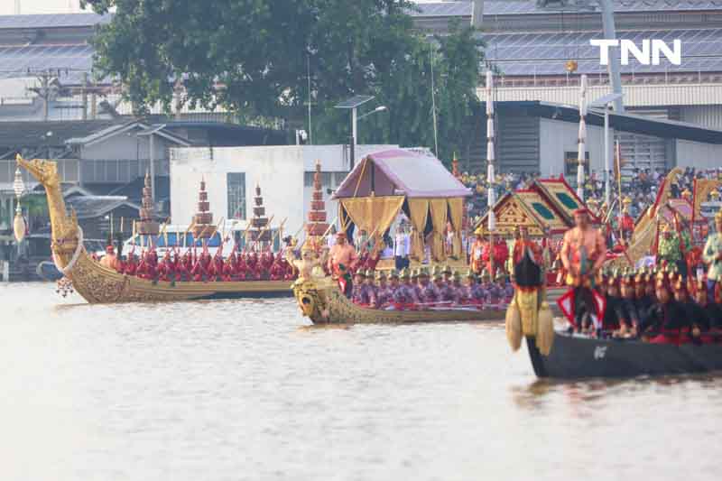 ซ้อมใหญ่เสมือนจริงครั้งแรก ขบวนพยุหยาตราทางชลมารค ในพระราชพิธีเสด็จพระราชดำเนินถวายผ้าพระกฐิน ณ วัดอรุณราชวรารามราชวรวิหาร ซ้อมใหญ่เสมือนจริงครั้งแรก ขบวนพยุหยาตราทางชลมารค ในพระราชพิธีเสด็จพระราชดำเนินถวายผ้าพระกฐิน ณ วัดอรุณราชวรารามราชวรวิหาร