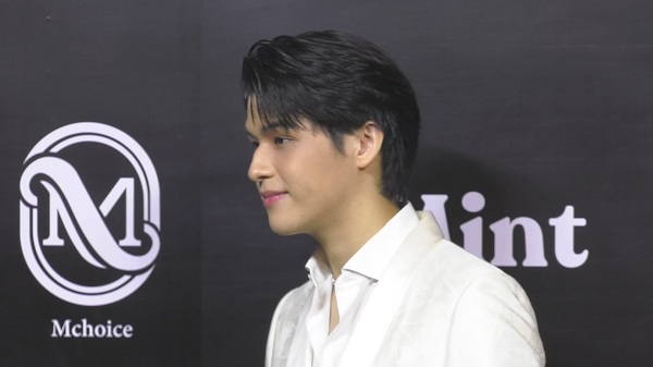 คัมแบคกร้าวใจ..สกาย ลุคค์ใหม่หล่อล่ำ อ้อนฝากหนัง OMG รักจังวะผิดจังหวะ (มีคลิป) คัมแบคกร้าวใจ..สกาย ลุคค์ใหม่หล่อล่ำ อ้อนฝากหนัง OMG รักจังวะผิดจังหวะ (มีคลิป)