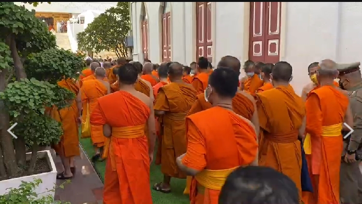 ศิษย์เศร้า! รับสรีระร่าง สมเด็จช่วง เคลื่อนจากศิริราชถึงวัดปากน้ำฯ ศิษย์เศร้า! รับสรีระร่าง สมเด็จช่วง เคลื่อนจากศิริราชถึงวัดปากน้ำฯ