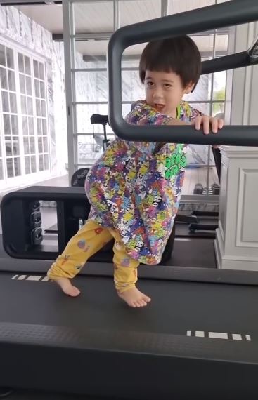 เร่งฟิตหุ่น!! สายฟ้า-พายุ ออกกำลังกายแบบจัดหนัก