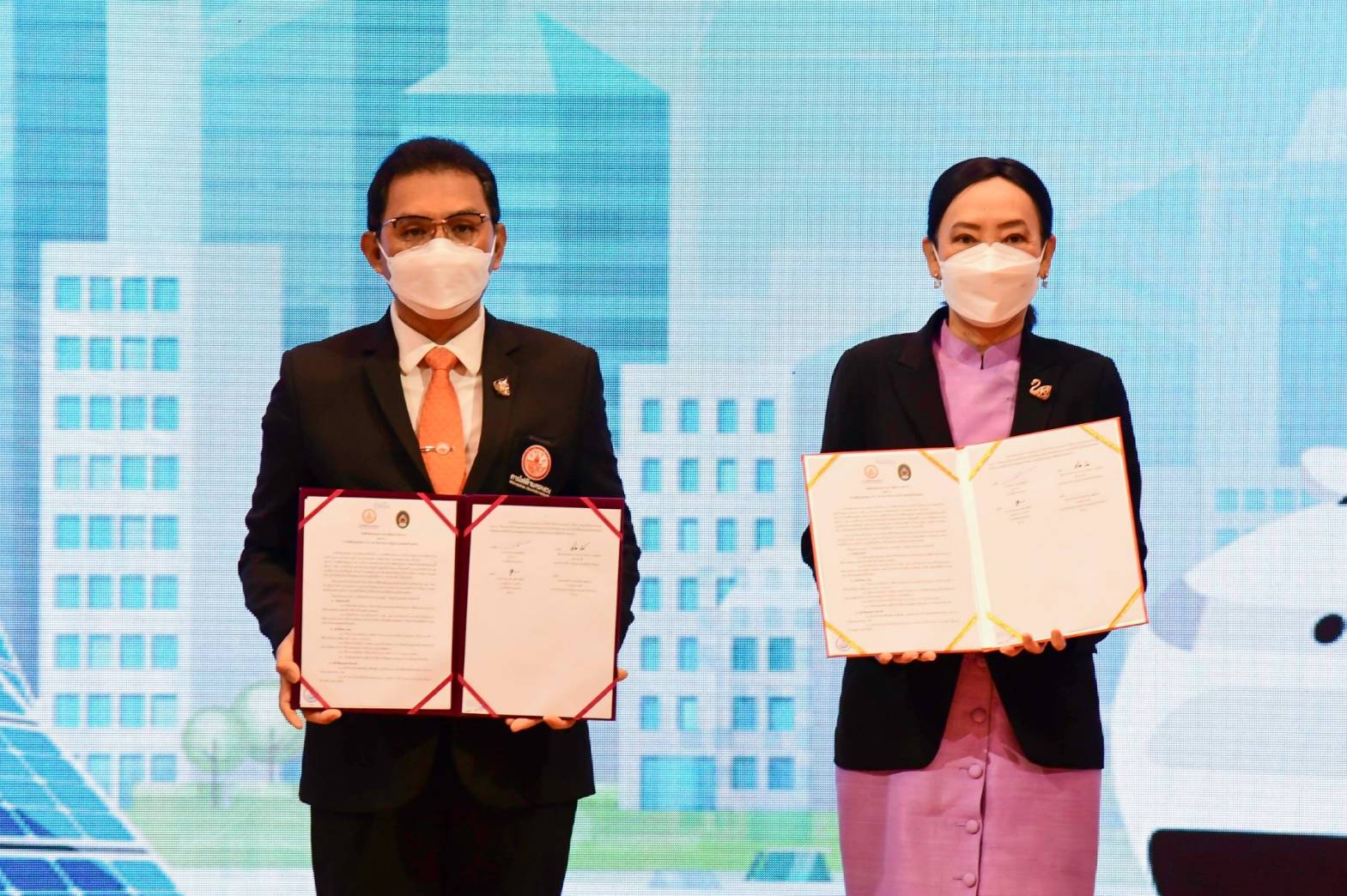 MEA ลงนาม MOU ร่วมมือ ม.ราชภัฏบ้านสมเด็จเจ้าพระยา พัฒนาออกแบบและบริหารจัดการพลังงานทดแทน MEA ลงนาม MOU ร่วมมือ ม.ราชภัฏบ้านสมเด็จเจ้าพระยา พัฒนาออกแบบและบริหารจัดการพลังงานทดแทน