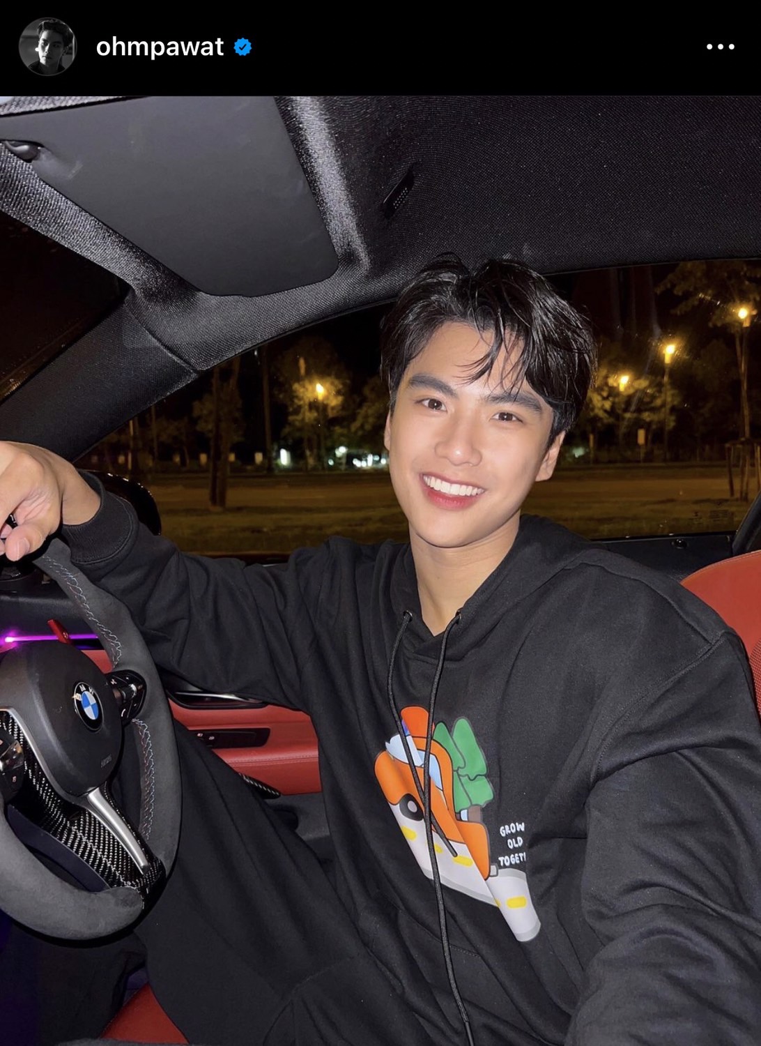 ขอชี้เเจง! โอม ภวัต ตอบปมดราม่า หลังโดนปลดพรีเซนเตอร์  