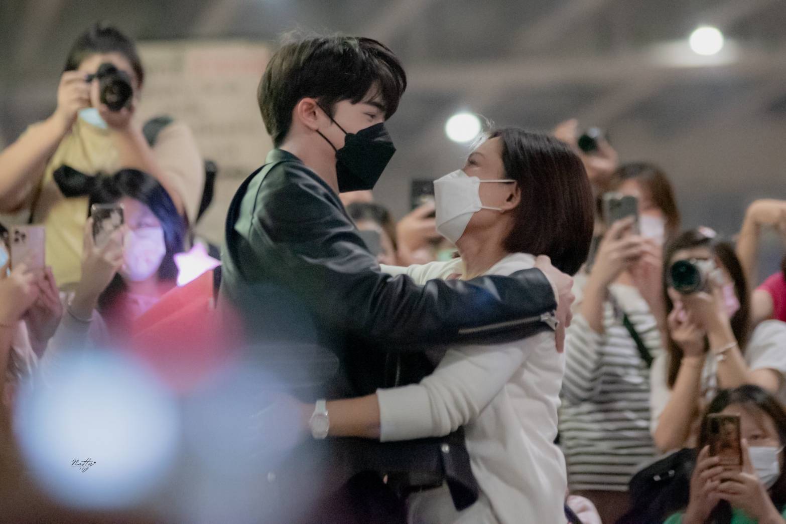 แพทริค INTO1 กลับไทยในรอบ 2 ปี แฟนคลับต้อนรับแน่น ด้วยความคิดถึง แพทริค INTO1 กลับไทยในรอบ 2 ปี แฟนคลับต้อนรับแน่น ด้วยความคิดถึง