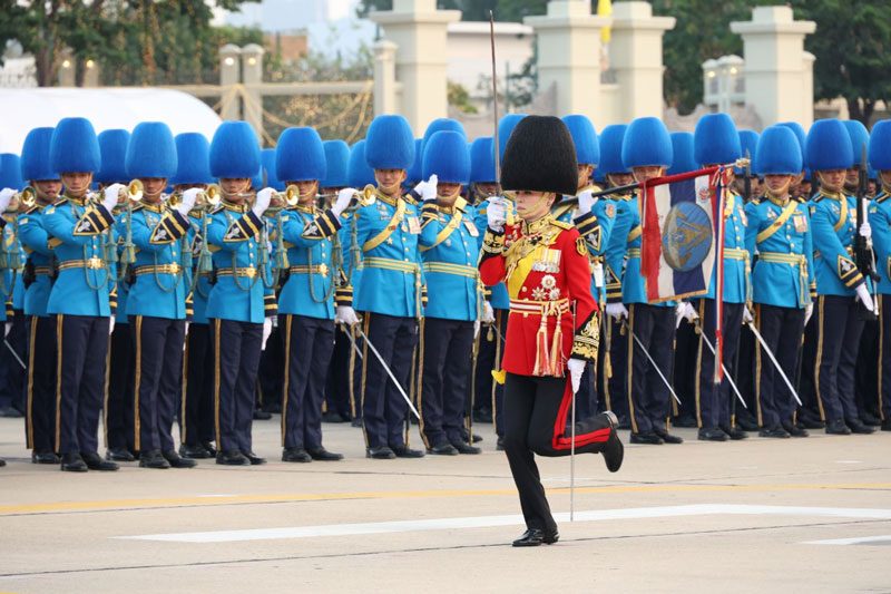 ย้อนชมภาพประวัติศาสตร์ พิธีสวนสนามและถวายสัตย์ปฏิญาณตนของทหารรักษาพระองค์ ย้อนชมภาพประวัติศาสตร์ พิธีสวนสนามและถวายสัตย์ปฏิญาณตนของทหารรักษาพระองค์