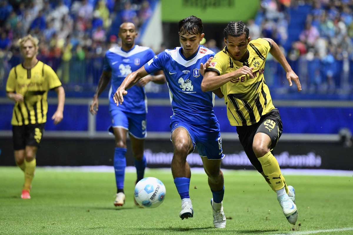 (คลิปไฮไลท์) 'บีจี ปทุม' อัด ดอร์ทมุนด์ 4-0 ฟุตบอลอุ่นเครื่องนัดพิเศษ (คลิปไฮไลท์) 'บีจี ปทุม' อัด ดอร์ทมุนด์ 4-0 ฟุตบอลอุ่นเครื่องนัดพิเศษ