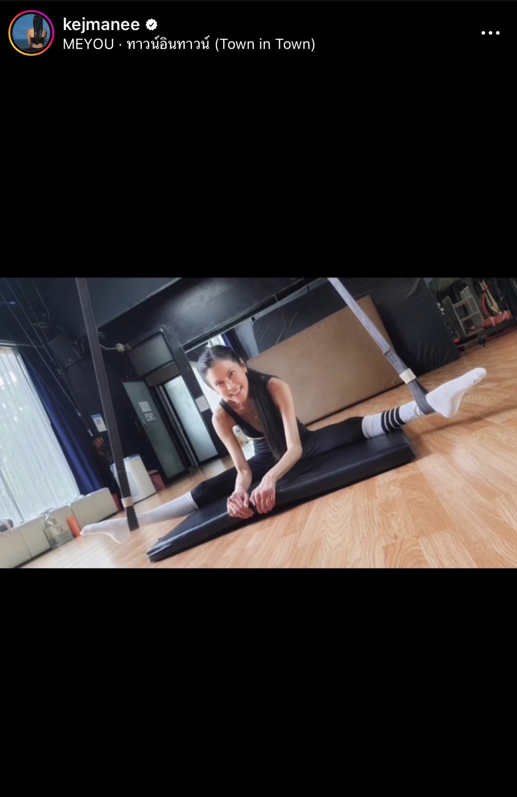 ปิ่น เก็จมณี โพสต์แคปชั่นสุดแซ่บ หนิง ปณิตา ถึงทำกับต้องมาคอมเมนต์ ปิ่น เก็จมณี โพสต์แคปชั่นสุดแซ่บ หนิง ปณิตา ถึงทำกับต้องมาคอมเมนต์