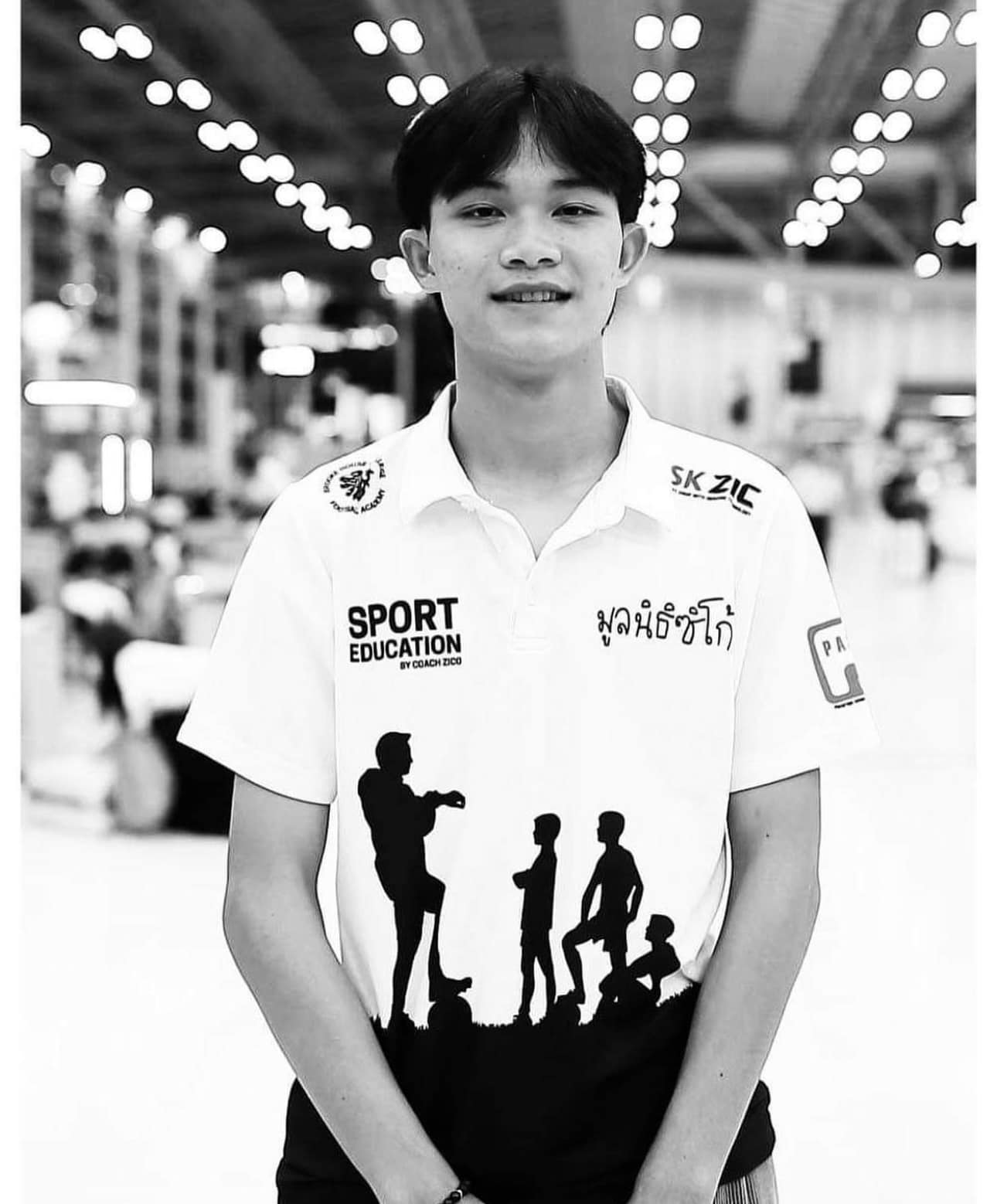 อยู่ในความทรงจำตลอดไป.. เพื่อน 13 ทีมหมูป่า ร่วมอาลัย น้องดอม อยู่ในความทรงจำตลอดไป.. เพื่อน 13 ทีมหมูป่า ร่วมอาลัย น้องดอม