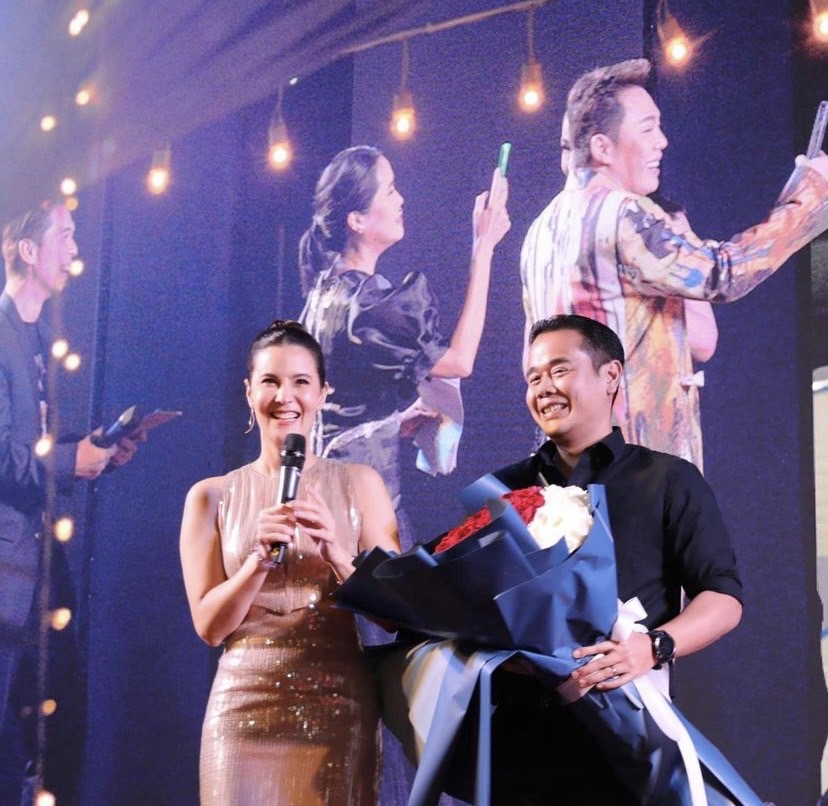 อวยพรวันเกิดสุดหวาน เป๊ก สัณณ์ชัย บอก ธัญญ่า รักนะจุ๊บๆ ขอโหดพอดีๆ แบบนี้