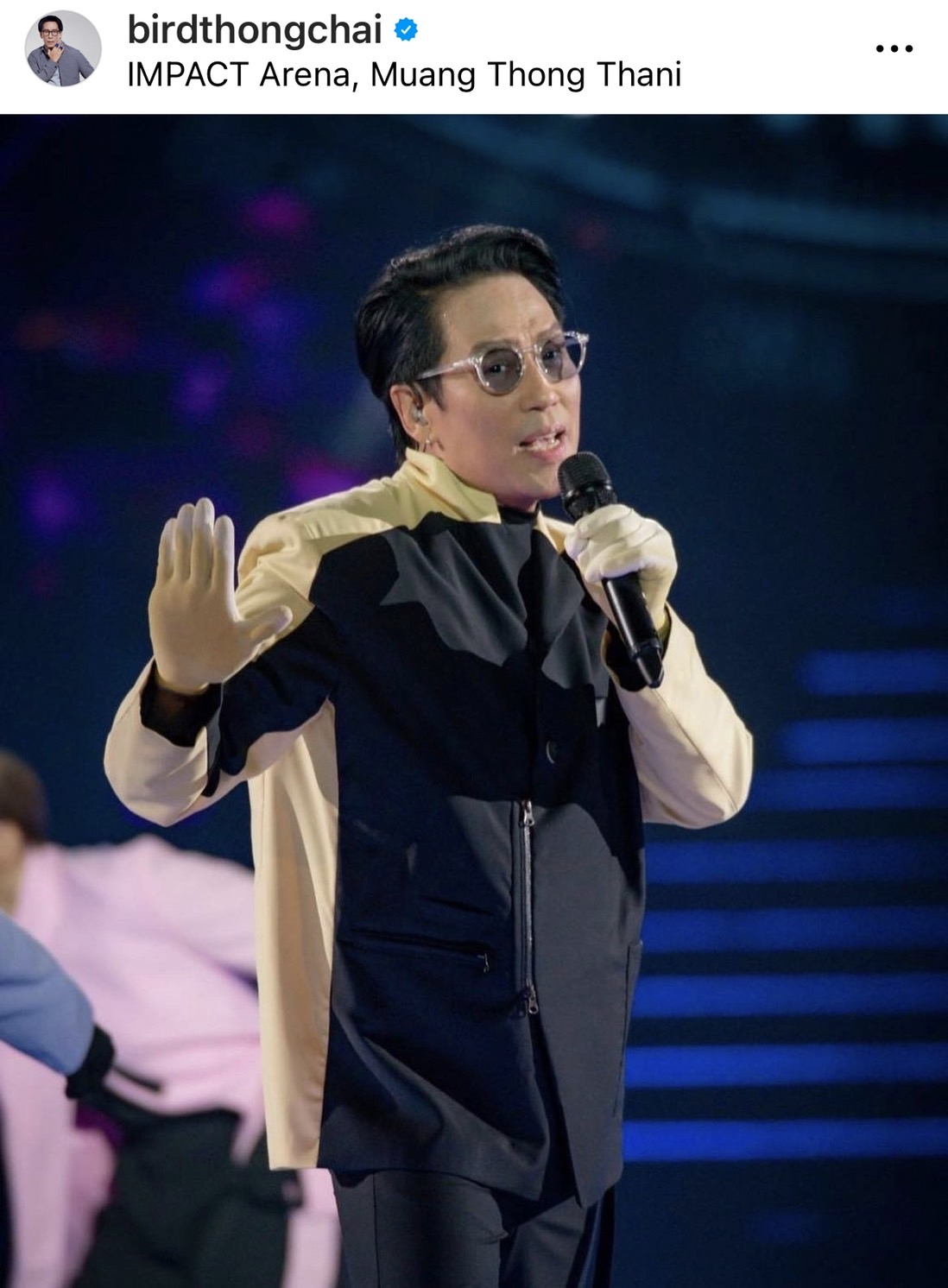 สุขสันต์วันเกิดซูเปอร์สตาร์เมืองไทย เบิร์ด ธงไชย แมคอินไตย์ สุขสันต์วันเกิดซูเปอร์สตาร์เมืองไทย เบิร์ด ธงไชย แมคอินไตย์