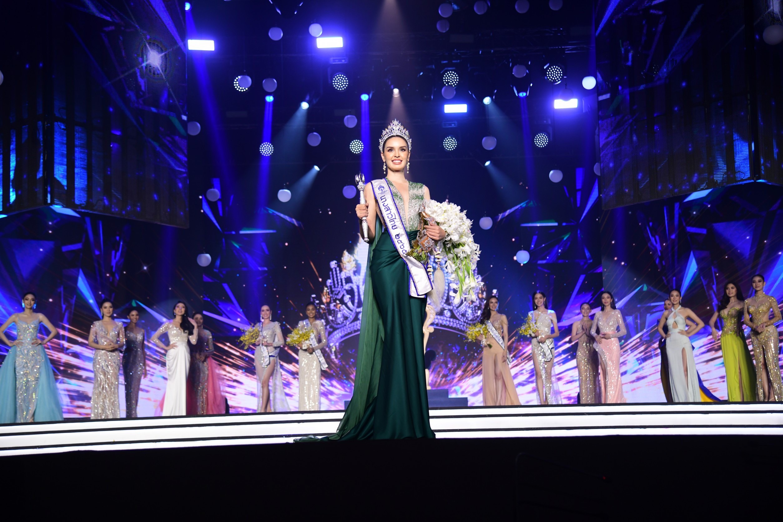 นิต้า มานิตา คว้าตำแหน่งนางสาวไทยคนที่ 53 สวยเฉียบสมมงฯ นิต้า มานิตา คว้าตำแหน่งนางสาวไทยคนที่ 53 สวยเฉียบสมมงฯ