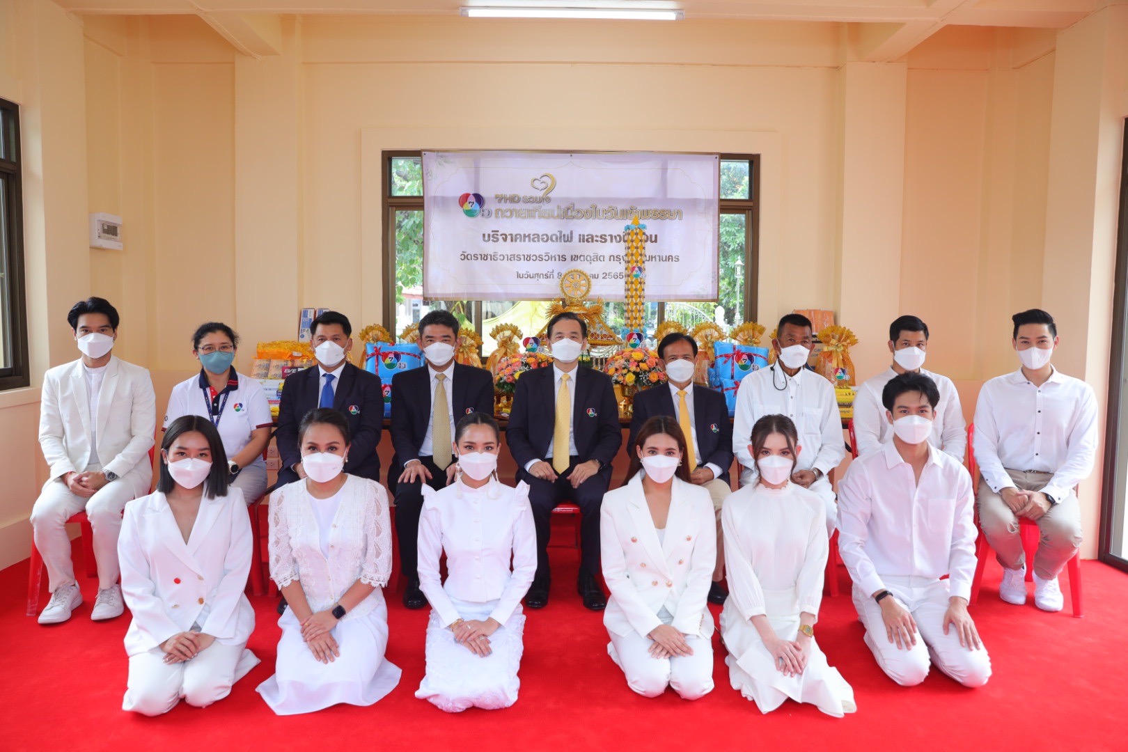 ทัพดารา ถวายเทียนเนื่องในวันเข้าพรรษา ประจำปี 2565