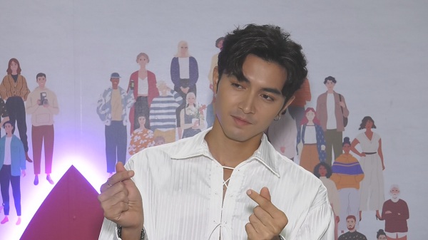 “ภณ ณวัสน์” ผันตัวเป็นพระเอกสายแซ่บ เล่นเลิฟซีนดุเดือดตามบทบาท   (มีคลิป)